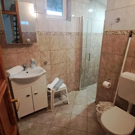 巴拉公寓 希欧福克