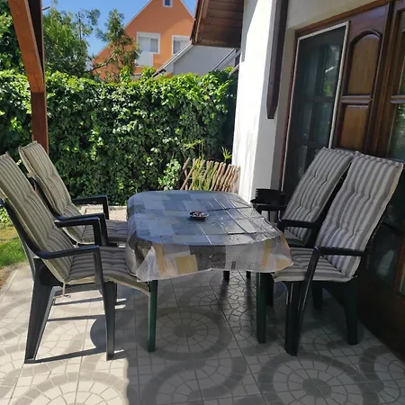 Lägenhet Balla Apartmanhaz