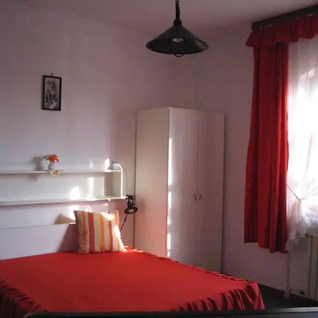 Balla Apartmanhaz *