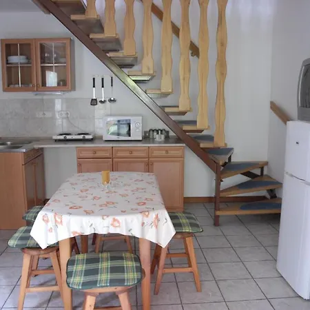 شقة Balla Apartmanhaz