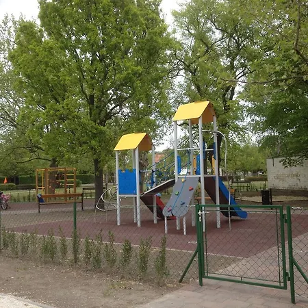 شقة Balla Apartmanhaz