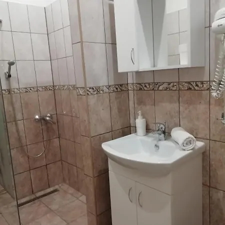 巴拉公寓 * 希欧福克