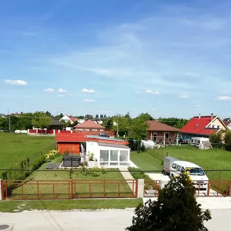 شقة Balla Apartmanhaz